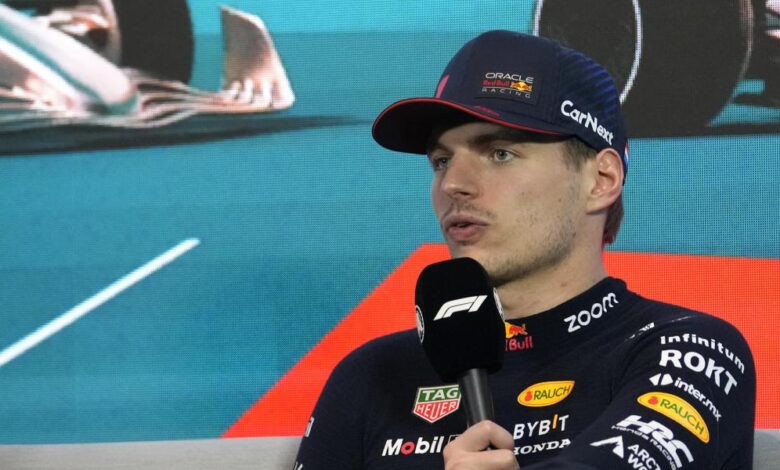 Verstappen: "Buena carrera, calma al principio y batalla limpia con 'Checo'"