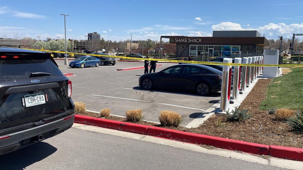 altercado entre dos conductores de Teslas termina en tiroteo mortal