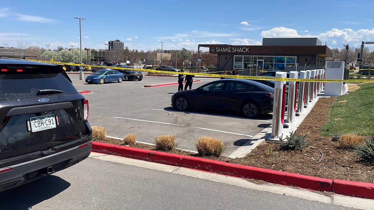 altercado entre dos conductores de Teslas termina en tiroteo mortal