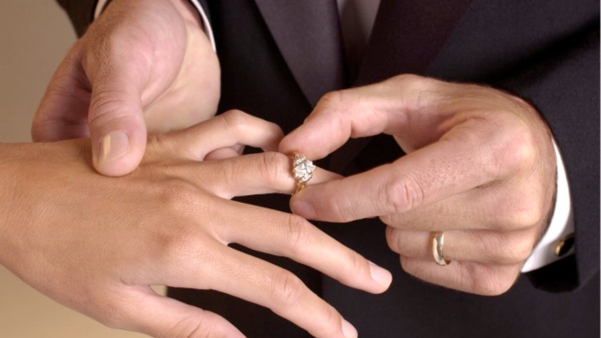 migrante describe su calvario a manos de su esposo en EEUU