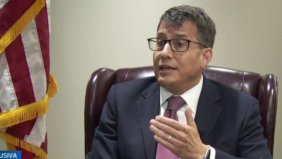 narcotráfico, trasiego de drogas y armas, los temas del fiscal federal de Arizona en entrevista con Telemundo