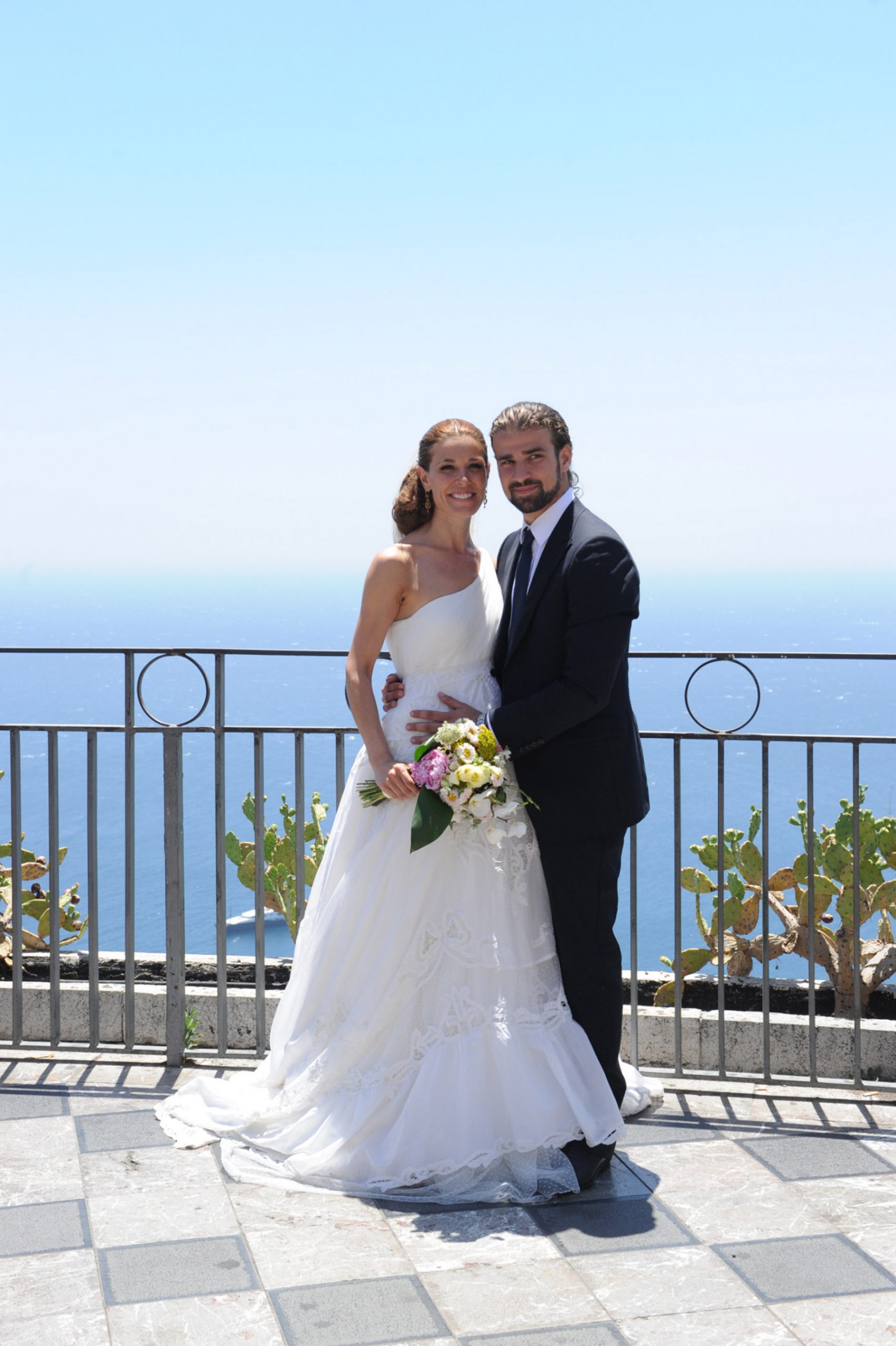 Raquel Sánchez Silva y Mario Biondo en su boda / Gtres