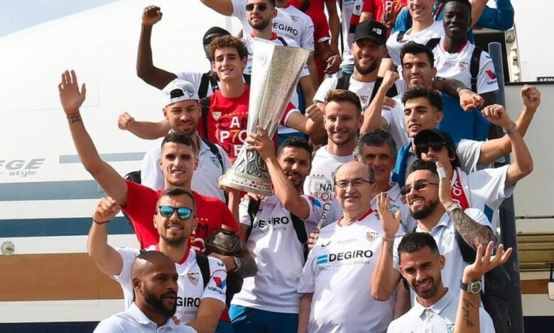 'La Séptima' ya está en Sevilla y se inician las celebraciones