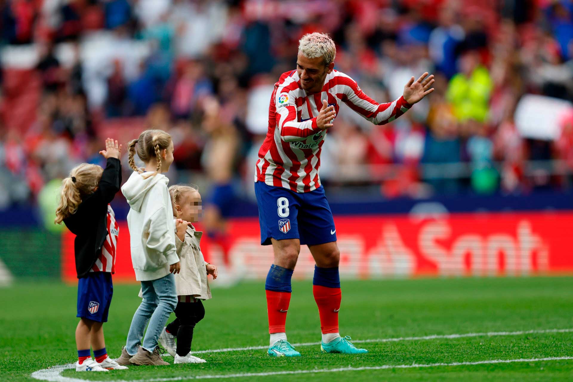 Antoine Griezmann y sus hijos / Gtres