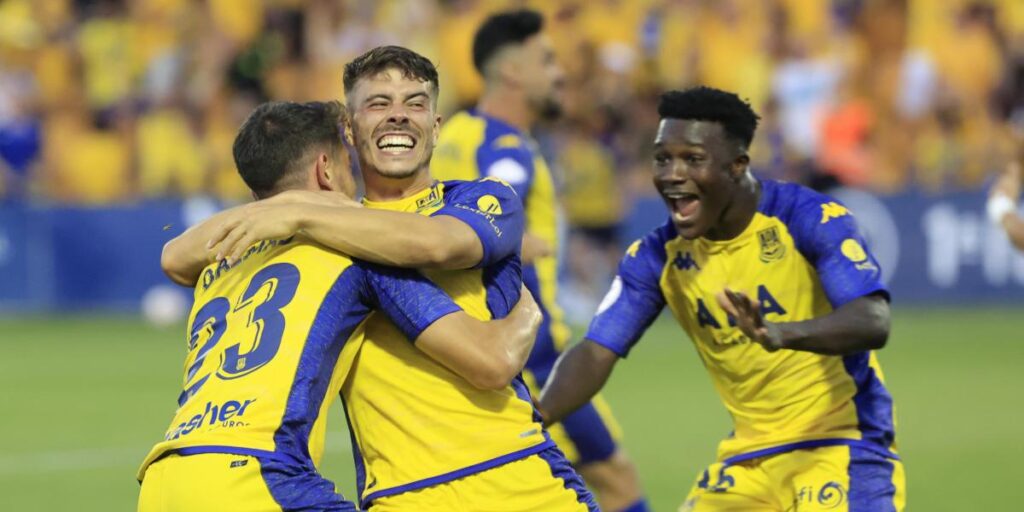 2-1: El Alcorcón remonta al Castellón para regresar a Segunda