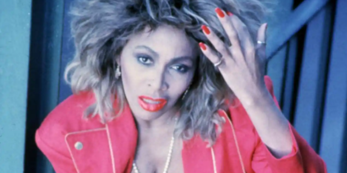 5 'looks' con los que Tina Turner deslumbró al mundo entero