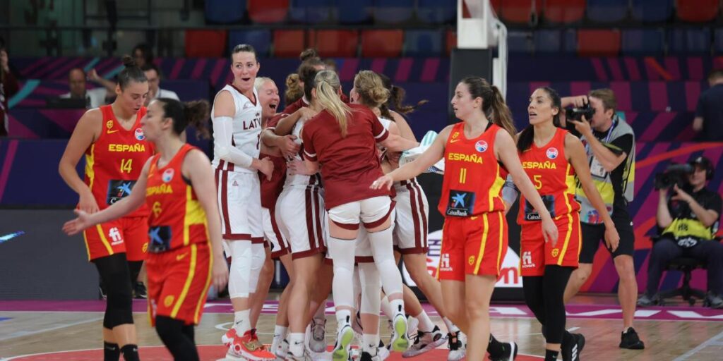 67-63: España sucumbe ante el físico de Letonia en el estreno