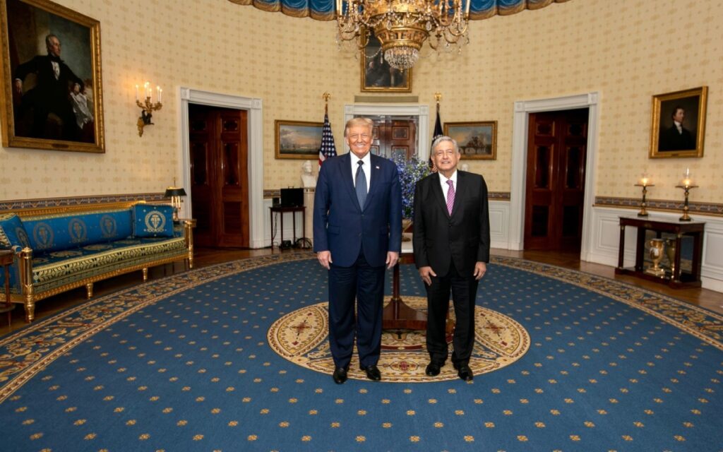 AMLO dice que medios de EU están en contra de Trump