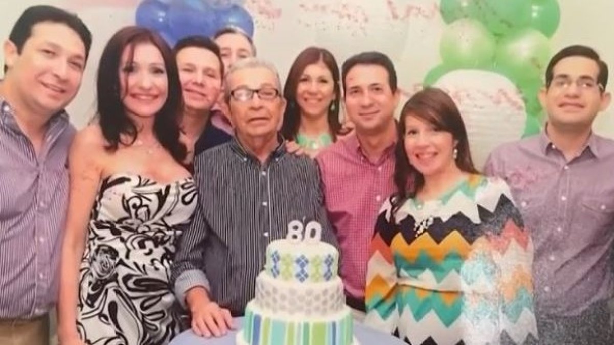 Abuelo hispano de 90 años deja un legado para sus 8 hijos, 16 nietos y 4 bisnietos