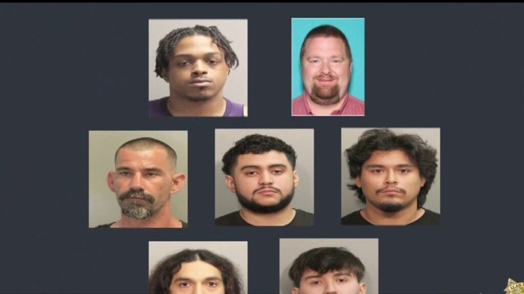 Acusan a superintendente escolar de Texas de intentar sexo a menor