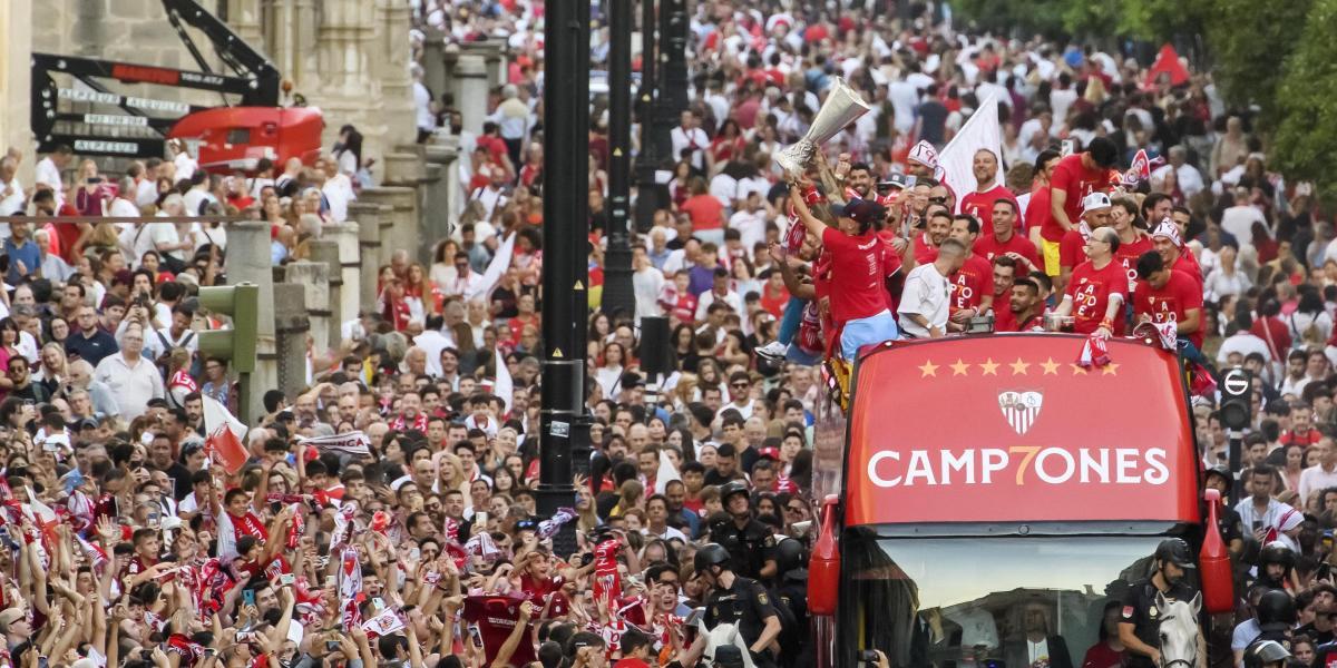 Así fue la celebración de 'la Séptima' del Sevilla: ¡Éxtasis!