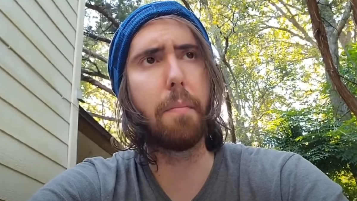 Asmongold está harto de la cultura “Hall Monitor” en Twitch