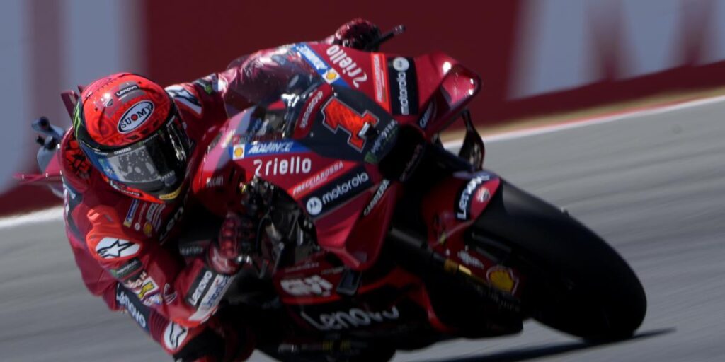 Bagnaia se va de vacaciones más líder tras ganar en Assen