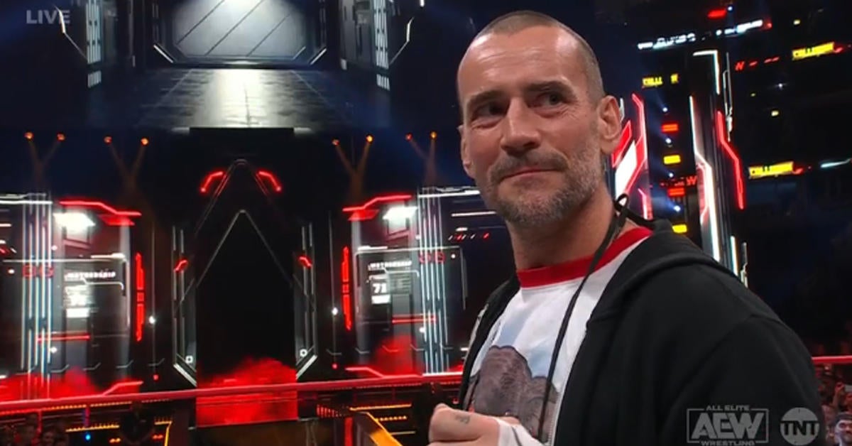 CM Punk ofrece una intensa promoción y dispara a los Young Bucks en AEW Collision Return