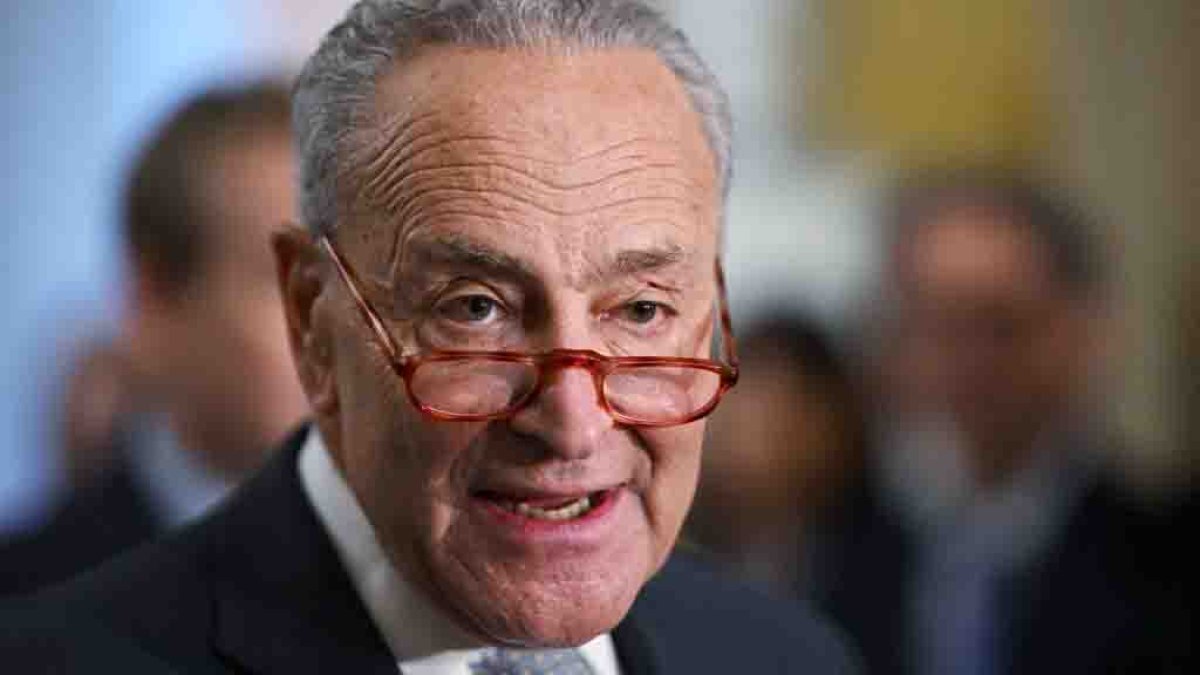 Chuck Schumer lanza plan para regular la inteligencia artificial