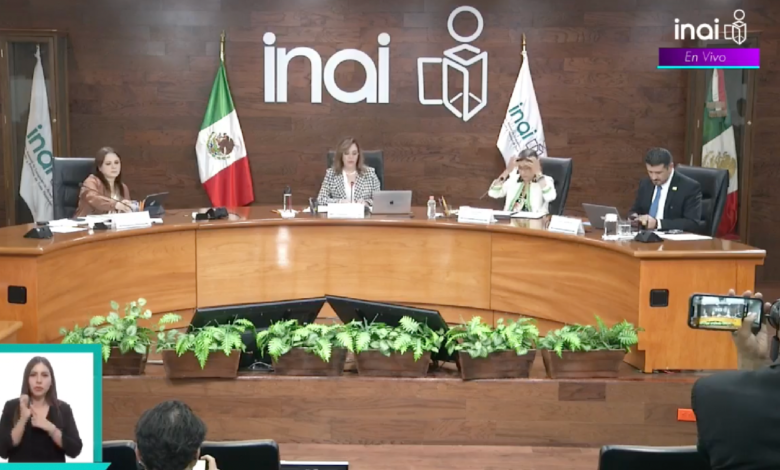 Con fallas en transmisión, Pleno del INAI tiene sesión extraordinaria