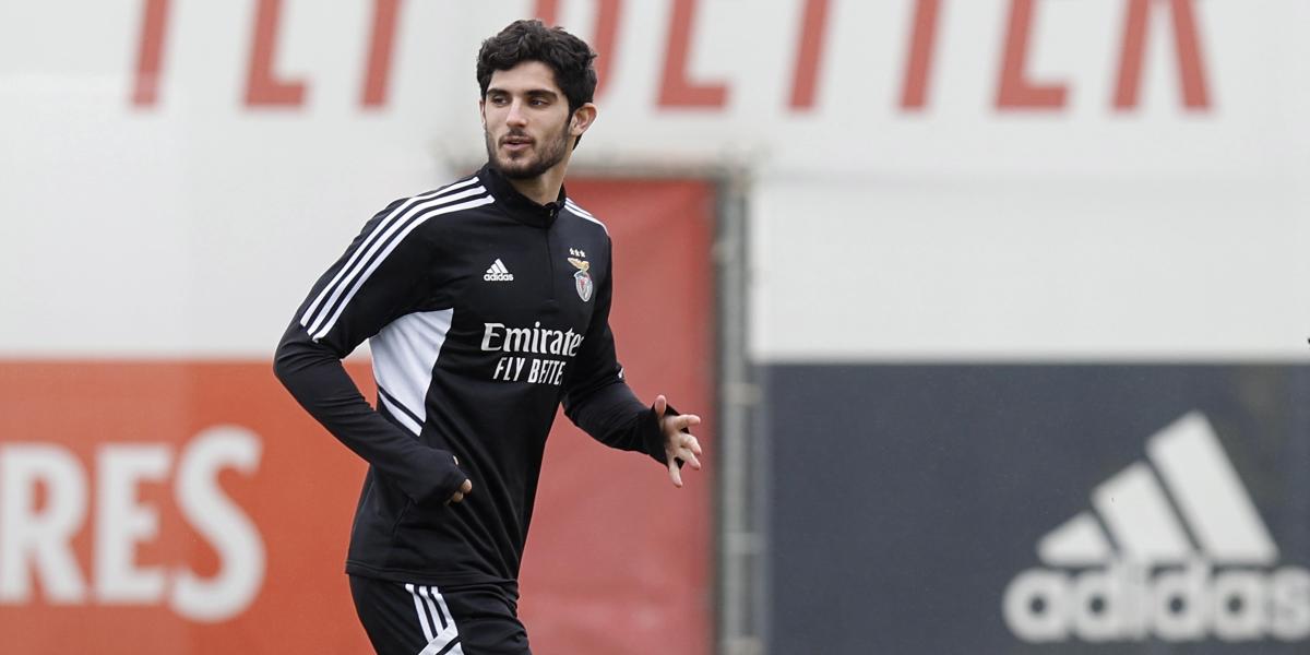 Continúa el calvario de Guedes en el Benfica
