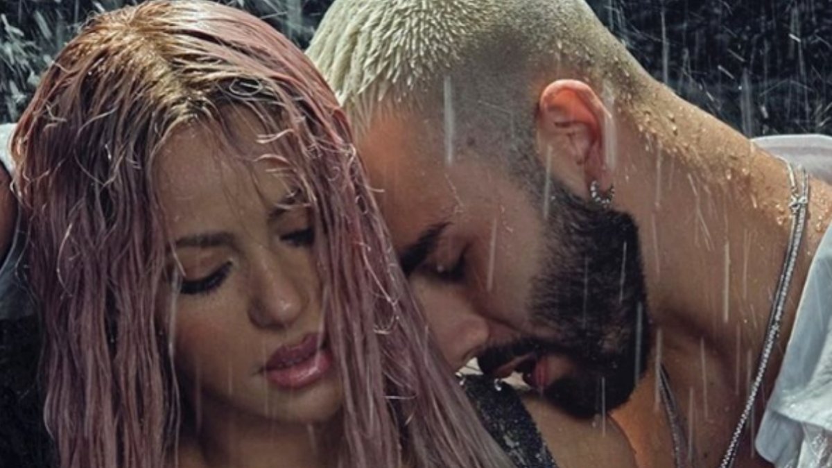 “Copa vacía”: la transformación de Shakira en sexy sirena junto a Manuel Turizo