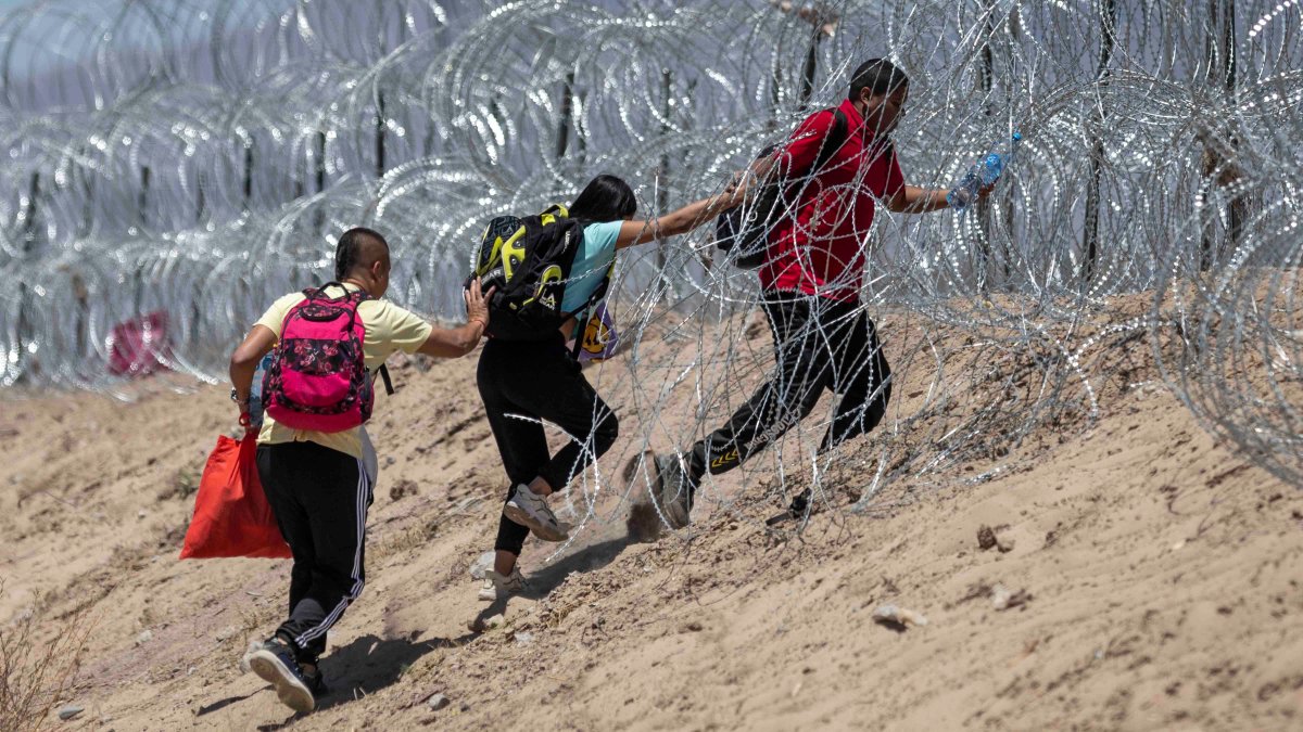 Corte Suprema dicta contra alentar la inmigración ilegal