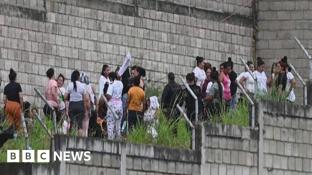 Decenas de muertos en incendio en cárcel de mujeres de Honduras