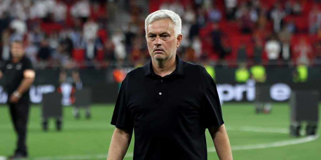 Del dedo en el ojo a Tito al "teatro del bueno": ¿Recuerdas todos los líos de Mourinho?