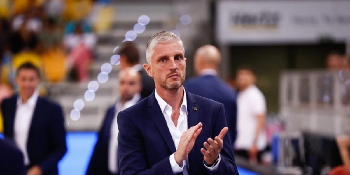 Dreamland GC: Lakovic debe mover ficha