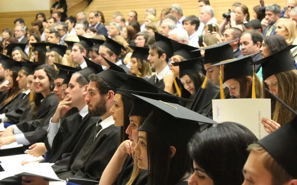 EU: Corte impide a Biden cancelar deudas estudiantiles