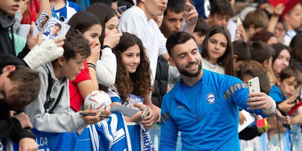 El Alavés celebrará el ascenso con su afición en la Virgen Blanca