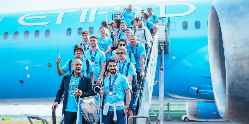 El campeón City, ya en casa y lo que le espera este lunes