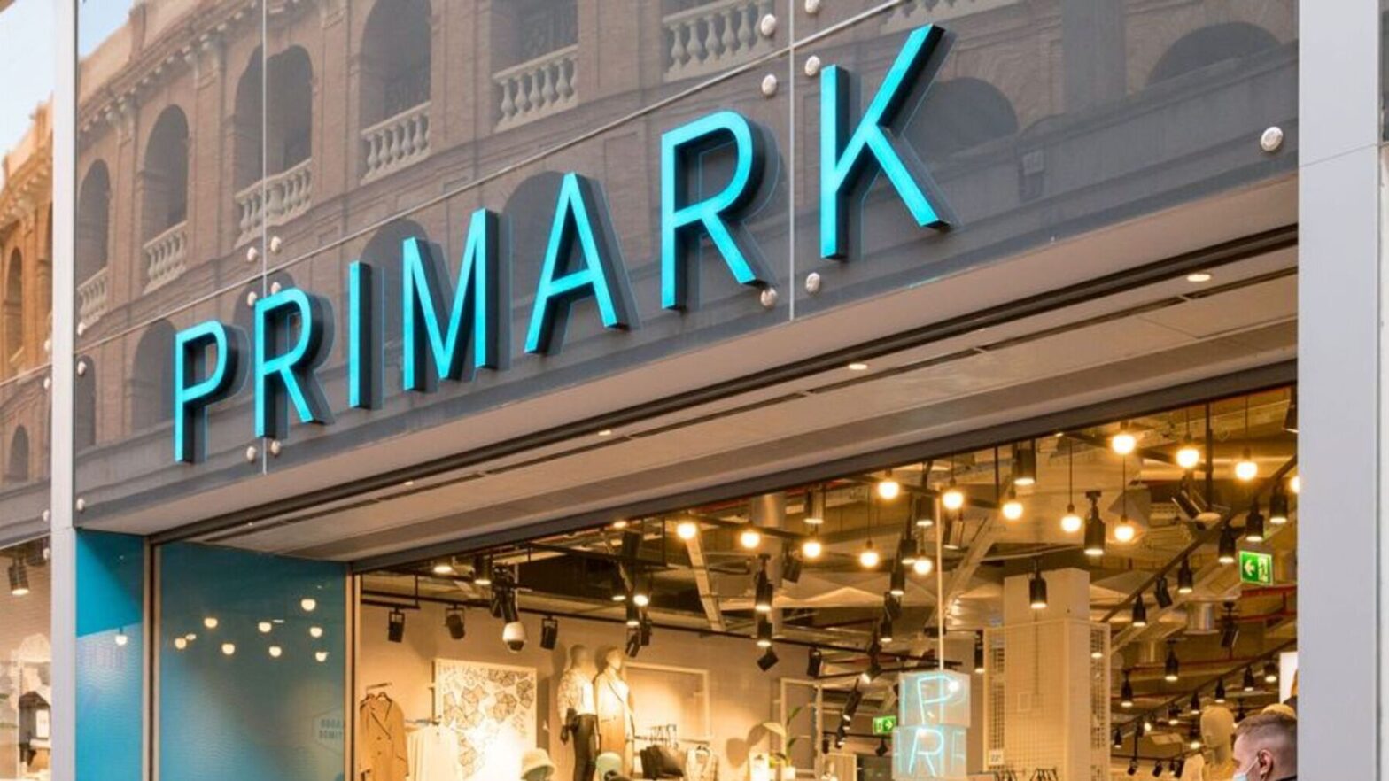 El código secreto de los empleados de Primark que usan para hablar de ti
