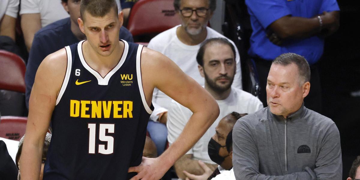 El día que Jokic se las tuvo con su entrenador por vago: "Pon tu culo en defensa"
