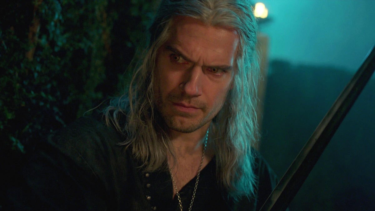 The Witcher Star dice que Henry Cavill “sabe más que nadie” sobre la serie