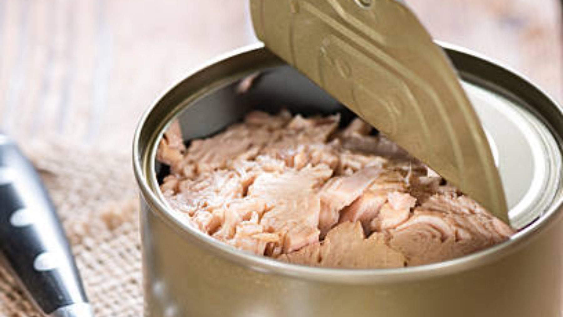 El peligroso dato sobre las latas de atún al que tienes que prestar atención