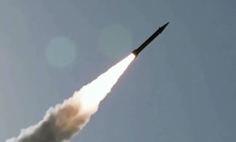 En video: Irán presenta un nuevo misil hipersónico en medio de tensiones con EEUU