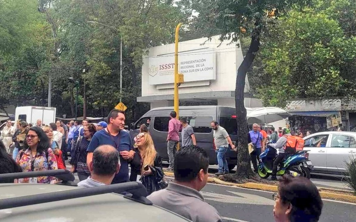 Evacuan 800 personas de clínica del ISSSTE por fuga de gas en CDMX