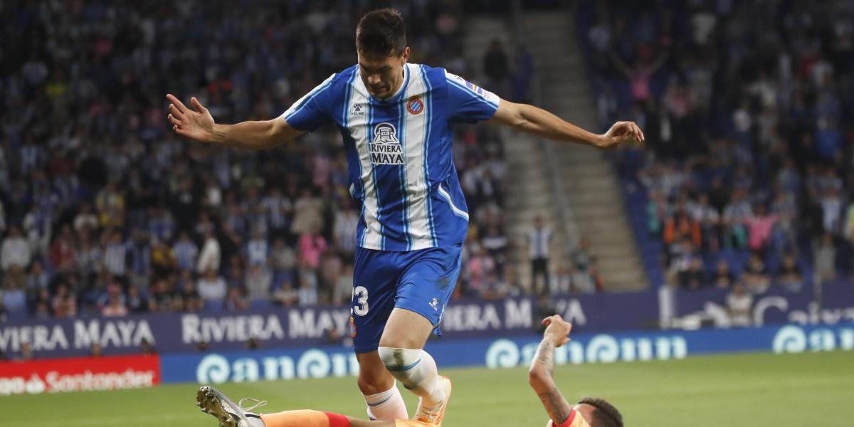 Fichar a César Montes, "prioridad" para Javier Aguirre