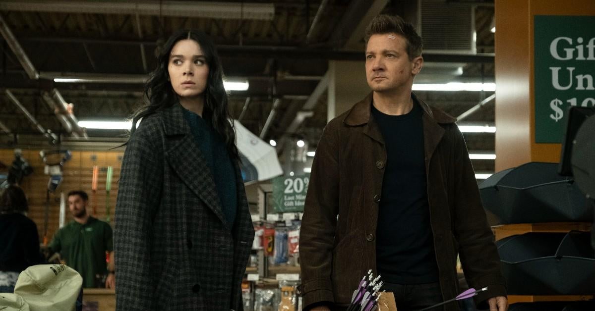 Hawkeye Star Hailee Steinfeld habla sobre la última actualización de salud de Jeremy Renner