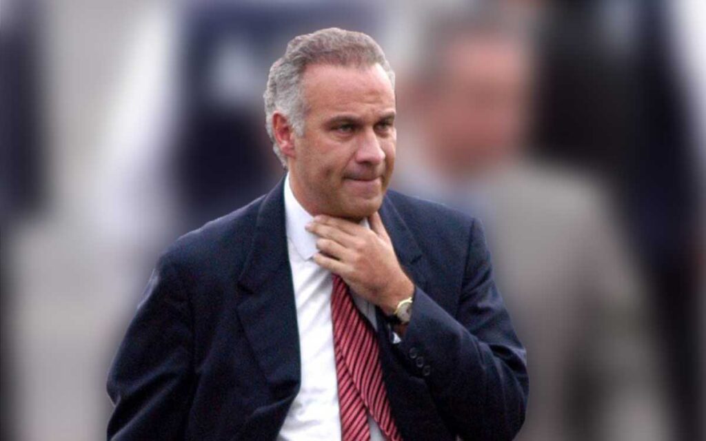 Ingresan a Juan Collado a la Torre Médica Tepepan