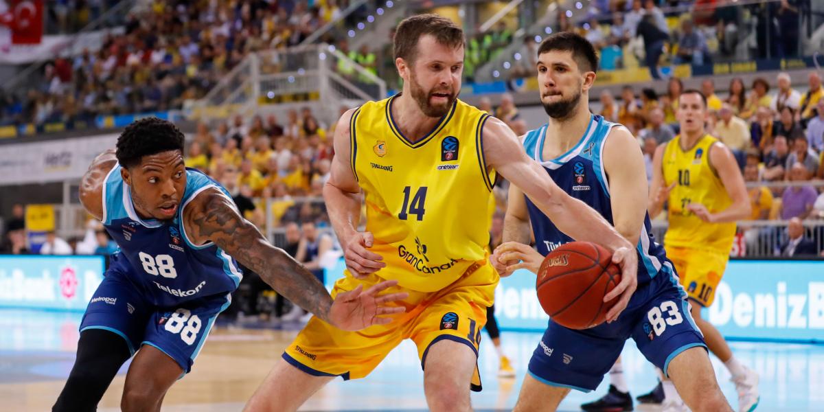 John Shurna amplía su contrato con el Dreamland Gran Canaria