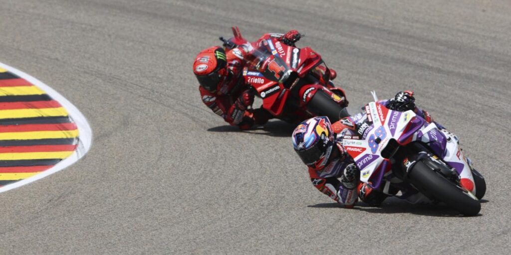 Jorge Martín hace el pleno ante Bagnaia y hay mundial