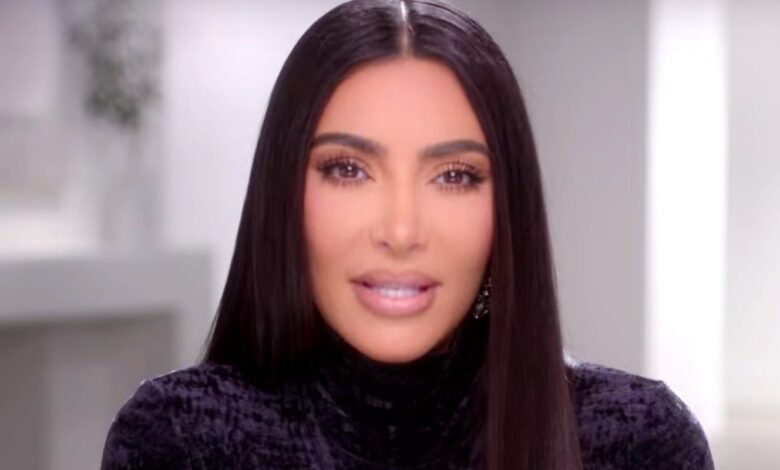 Kim Kardashian talking on the Kardashian show