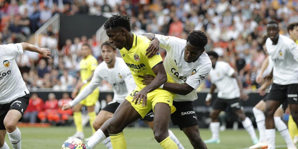 La Premier tienta al Valencia con su interés por Yunus y Mamardashvili