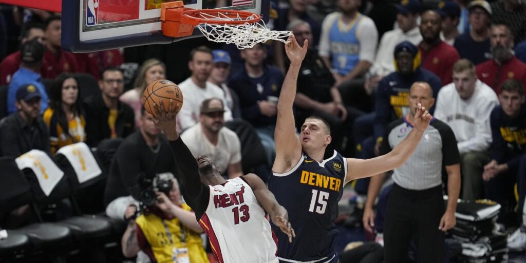 La defensa de los Nuggets, un coladero: los ajustes clave para el tercer partido