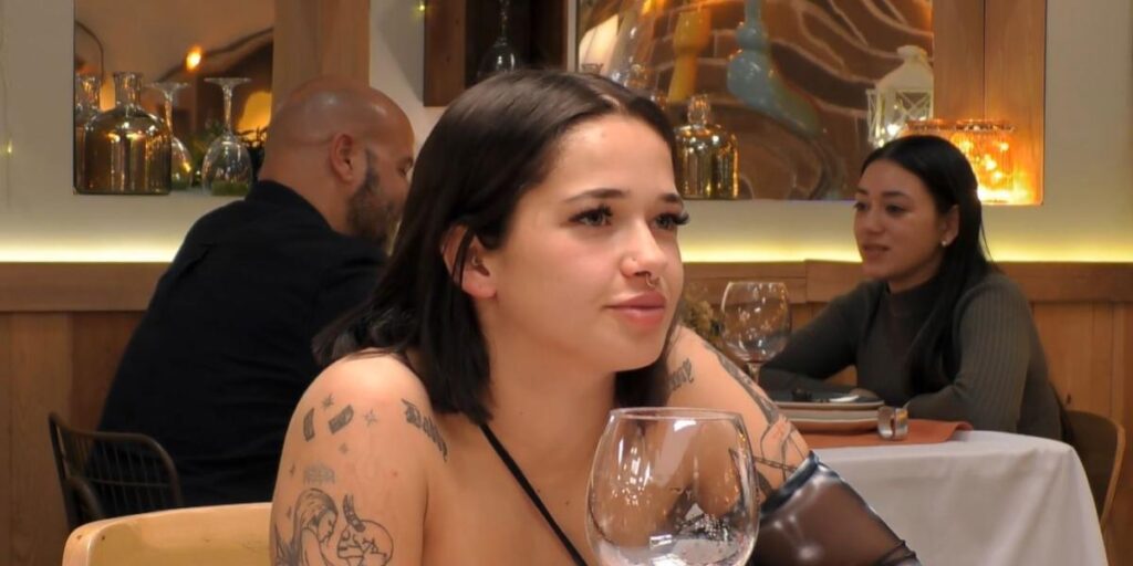 La directísima pregunta de una comensal de 'First Dates' a su cita: "¿La tienes grande?"