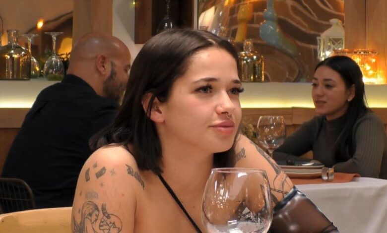 La directísima pregunta de una comensal de 'First Dates' a su cita: "¿La tienes grande?"