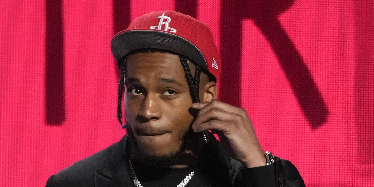 La extraña caída de Cam Whitmore