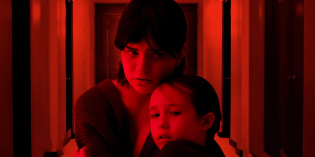 Sisters from The Boogeyman in Front of the Doctor Sleep Hallway