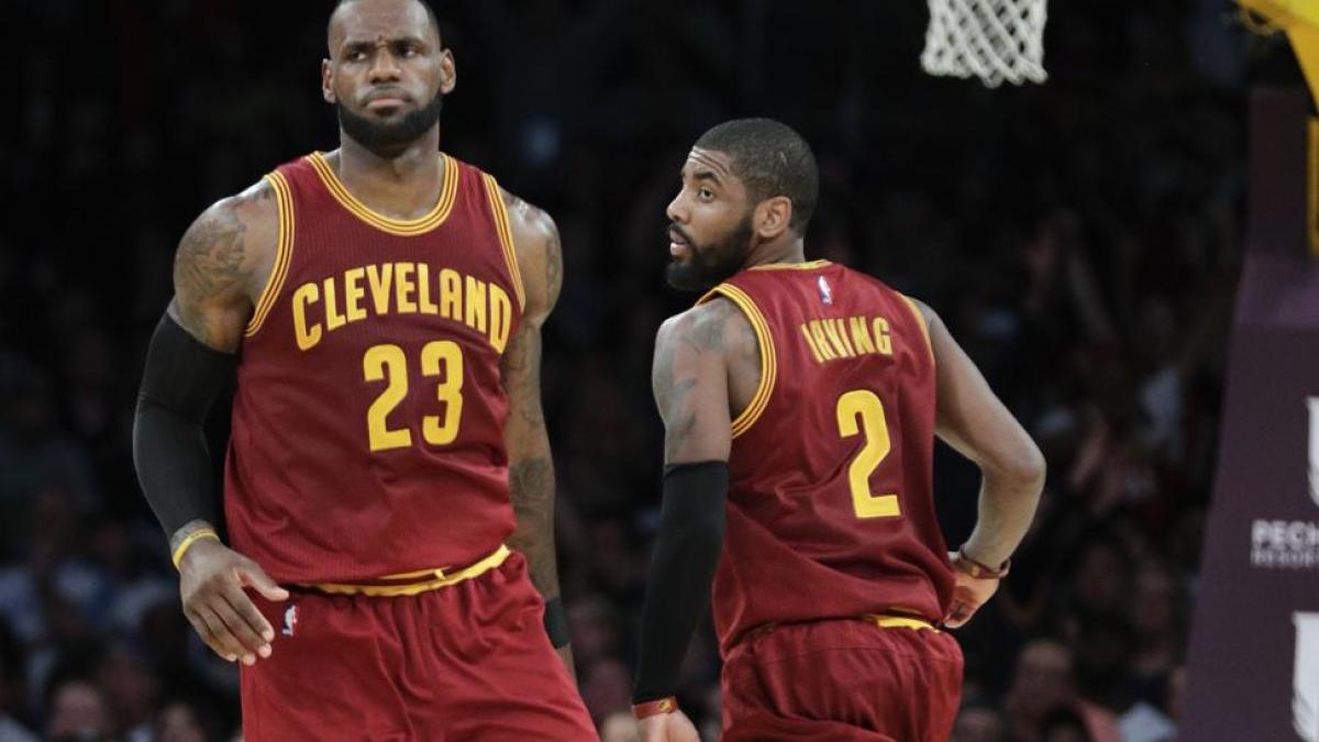 LeBron no descarta nada y se plantea ir a los Mavericks con Kyrie Irving