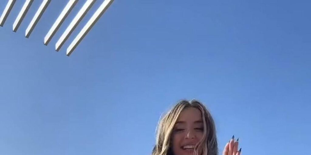 Lola Índigo muestra su cuerpo al natural: "Luciendo piernas y celulitis"