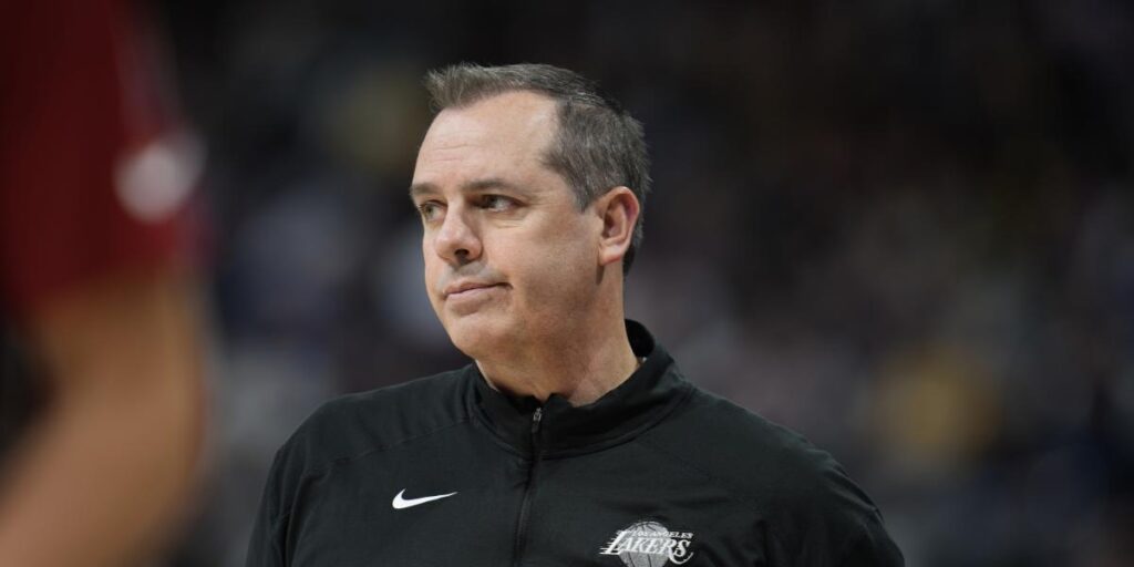 Los Suns ultiman la llegada de Frank Vogel